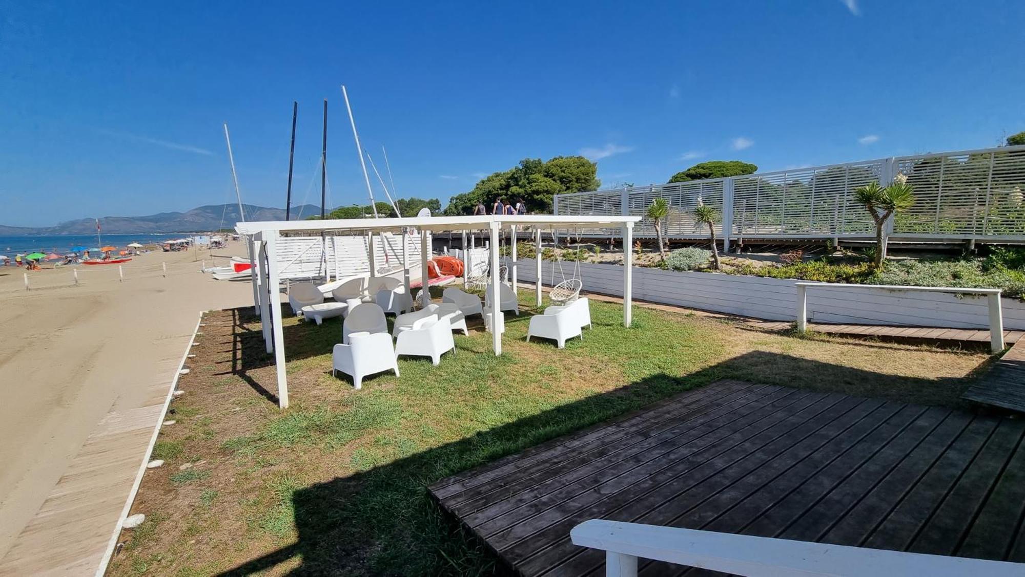 La Villa Fronte Spiaggia Bandiera Blu Sperlonga Bagian luar foto