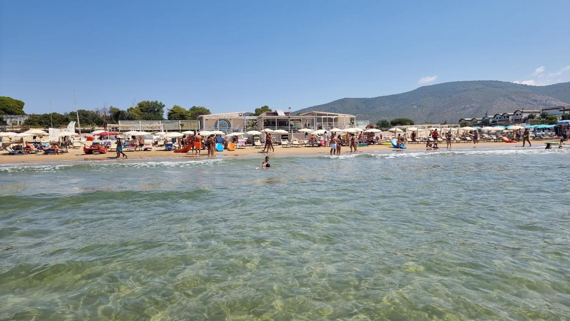 La Villa Fronte Spiaggia Bandiera Blu Sperlonga Bagian luar foto